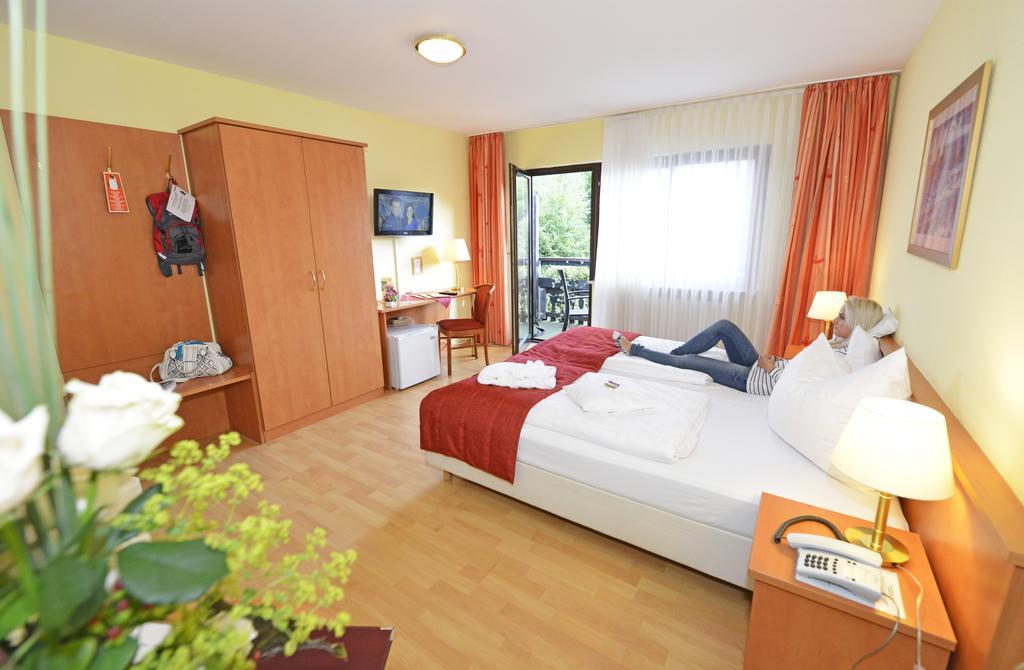 Hotel Die Kleine Blume 에어프바일러 외부 사진