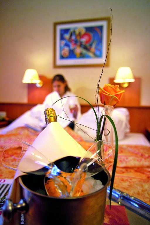 Hotel Die Kleine Blume 에어프바일러 외부 사진