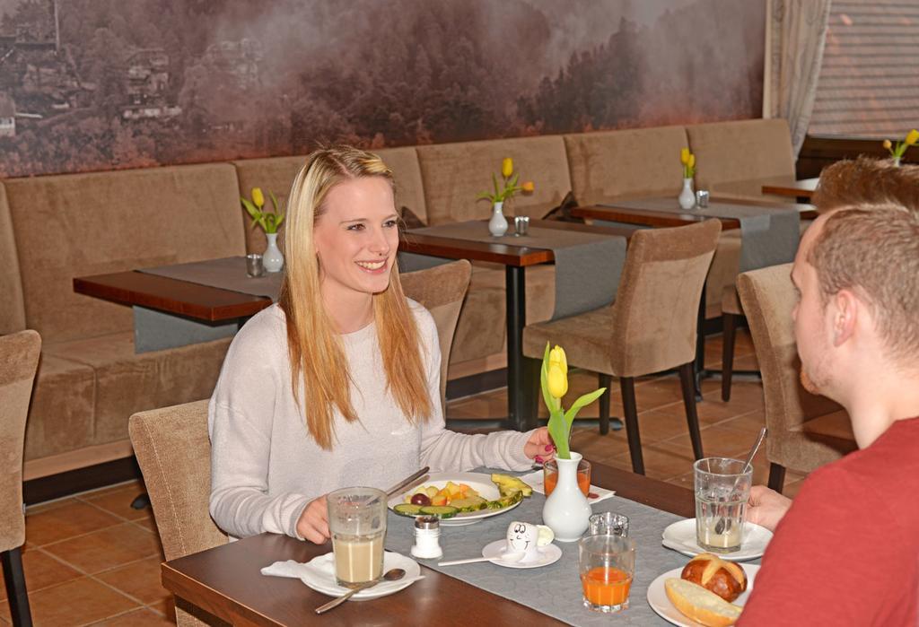 Hotel Die Kleine Blume 에어프바일러 외부 사진