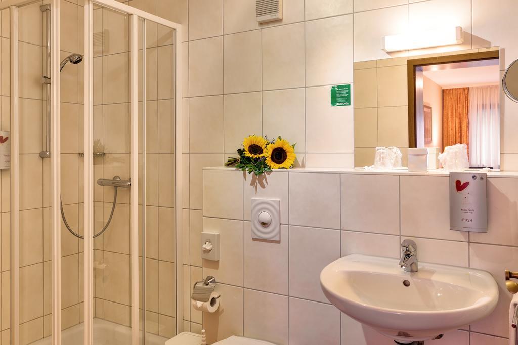 Hotel Die Kleine Blume 에어프바일러 외부 사진